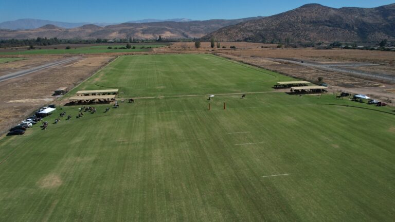 Toma Aerea 4 Campo de Polo San Miguel